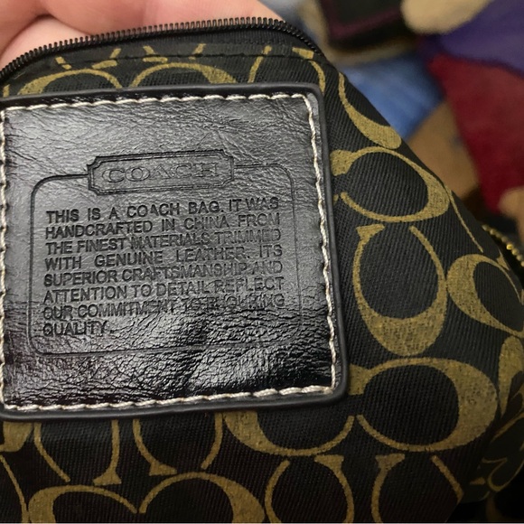 EUC coach shoulder bag - Picture 6 of 7